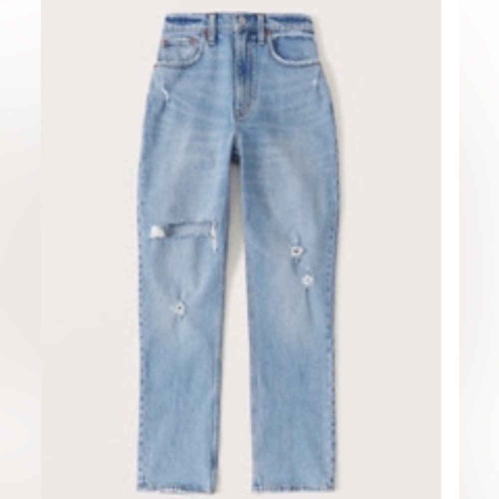 ABERCROMBIE Curve Love 90s Ultra High Rise Straight Jeans - Light Ripped Wash